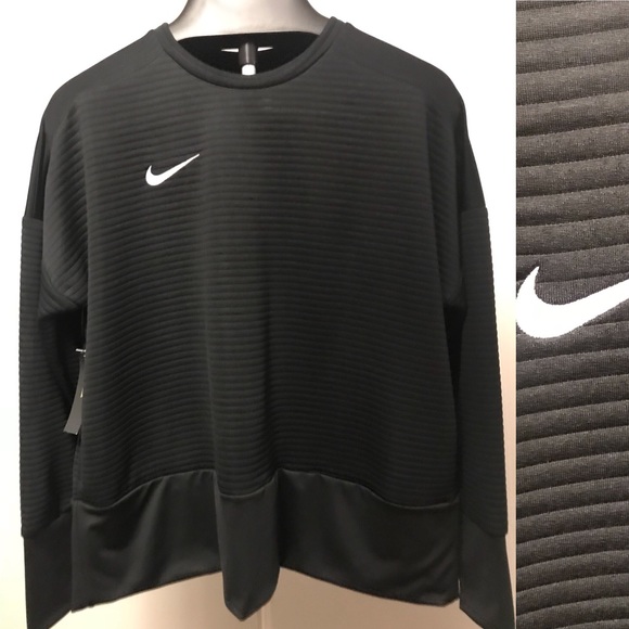 nike loose fit sweater
